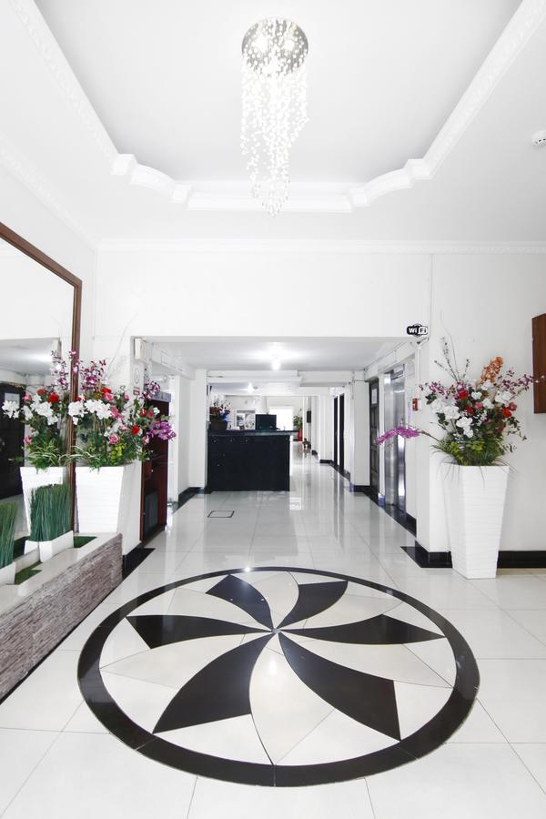 גוויאקיל Hotel Flor De Liz מראה חיצוני תמונה