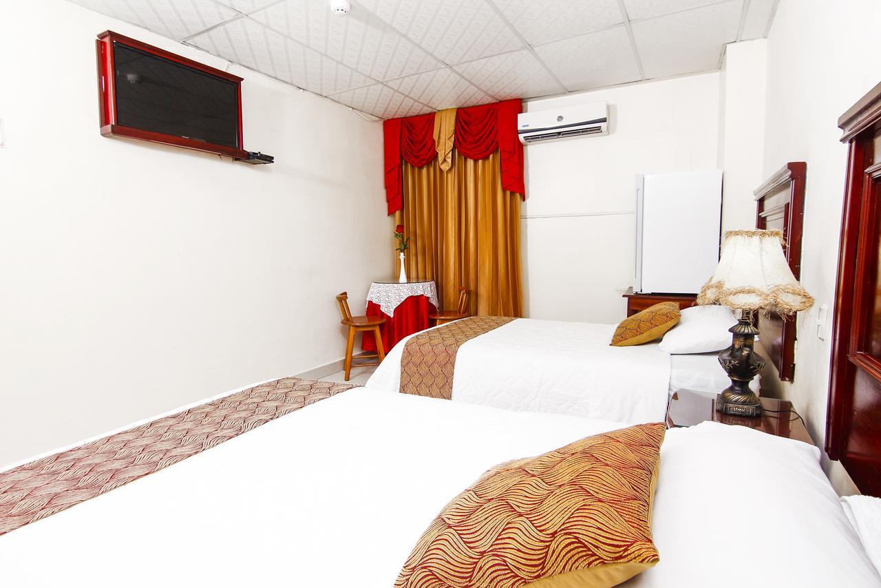 גוויאקיל Hotel Flor De Liz מראה חיצוני תמונה