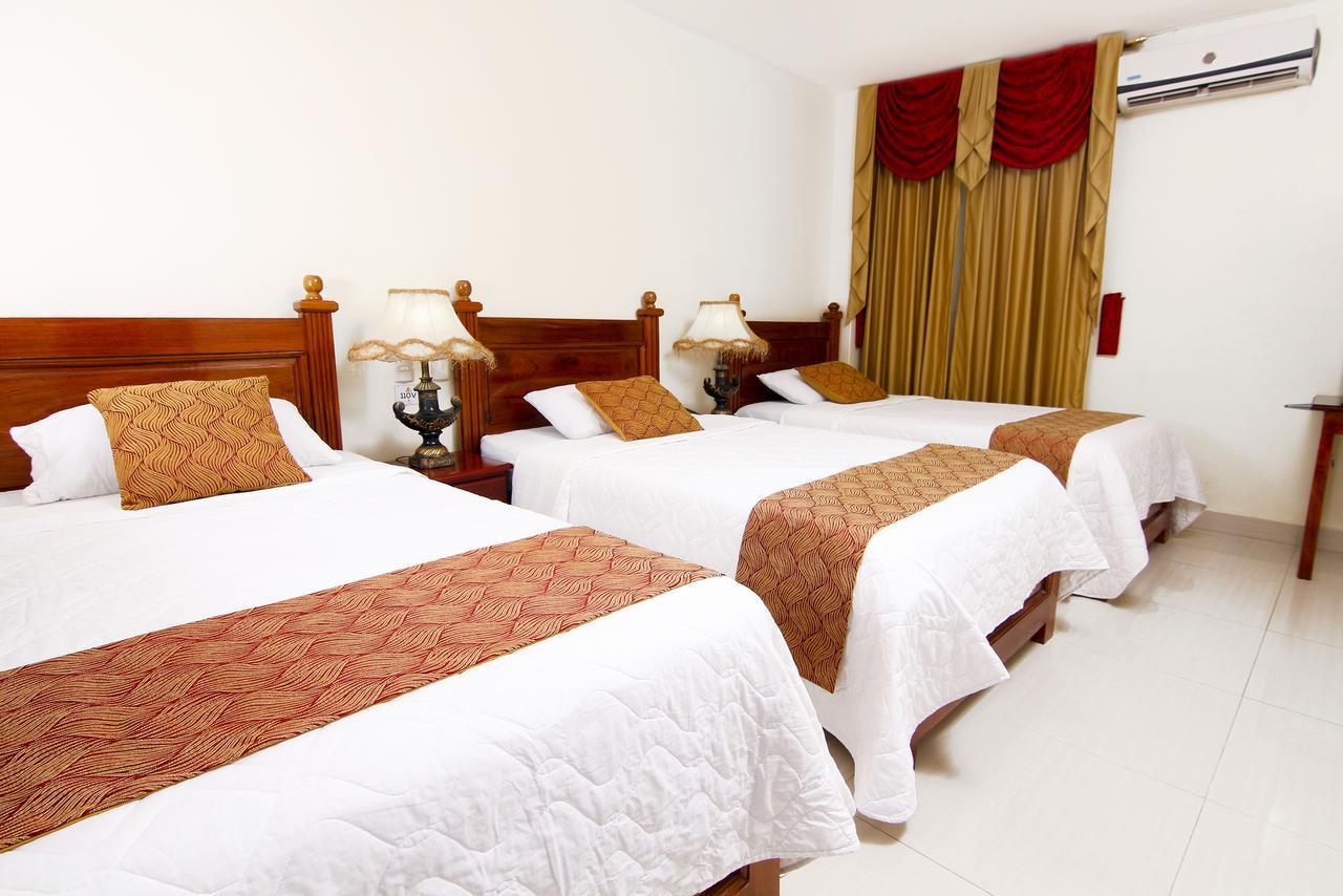 גוויאקיל Hotel Flor De Liz מראה חיצוני תמונה