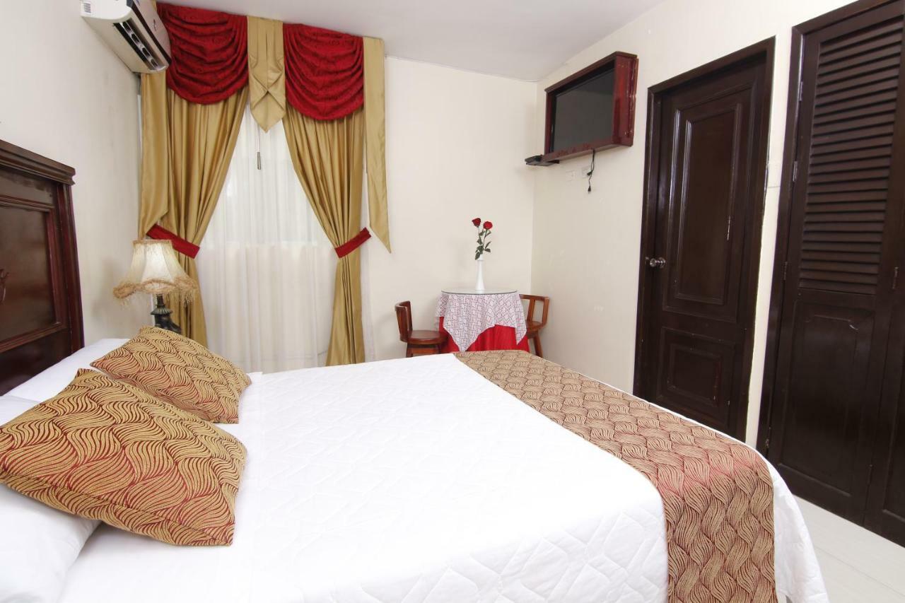 גוויאקיל Hotel Flor De Liz מראה חיצוני תמונה
